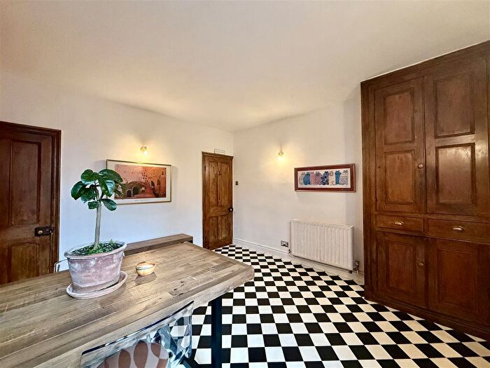 2 Bedroom Semi-Detached House For Sale In Station Road, Kegworth, Derby, DE74