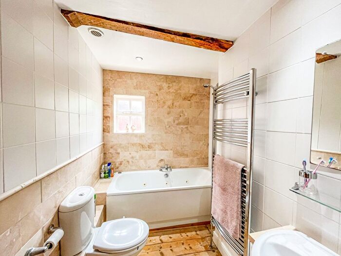 2 Bedroom Semi-Detached House For Sale In Manchester Road, Ninfield, TN33