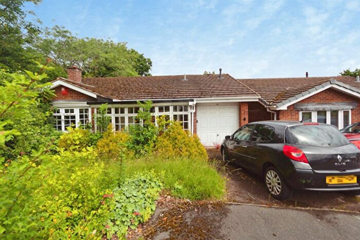 3 Bedroom Detached Bungalow For Sale In Dunnigan Road, Birmingham, B32