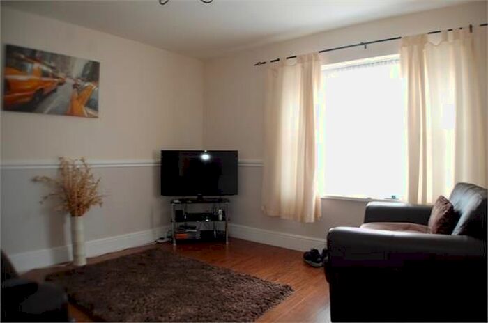 1 Bedroom Flat To Rent In Fountain Place, Waltham Abbey EN9
