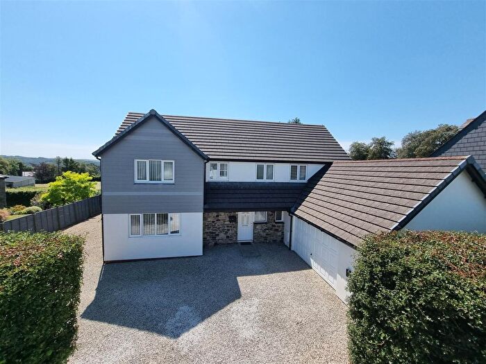 4 Bedroom Detached House For Sale In Lewdown, Okehampton, EX20