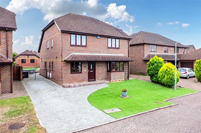 5 Bedroom Detached House For Sale In The Meadows, Sittingbourne, Kent, ME10