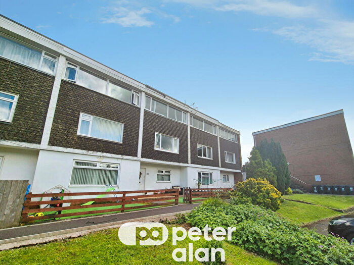 2 Bedroom Maisonette To Rent In Allt-Yr-Yn Crescent, NP20