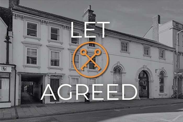 2 Bedroom Apartment To Rent In Old Town Court, - High Street, Old Town, Swindon, SN1