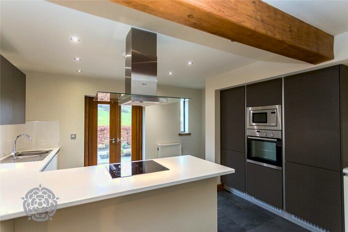 2 Bedroom Terraced House To Rent In Elbut Lane, Bury, Greater Manchester, BL9