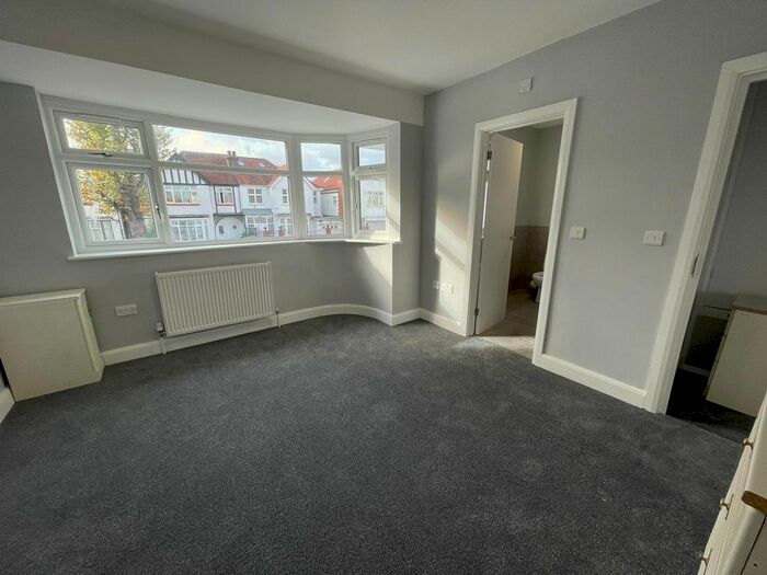 1 Bedroom Flat To Rent In Harrowdene Road, North Wembley, HA0