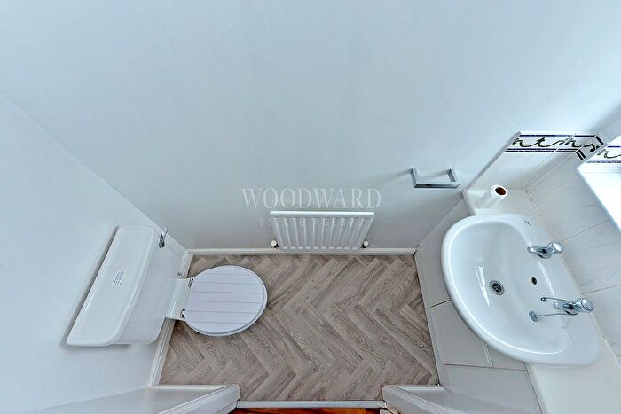 3 Bedroom End Of Terrace House For Sale In James Street, Leabrooks, Alfreton, DE55