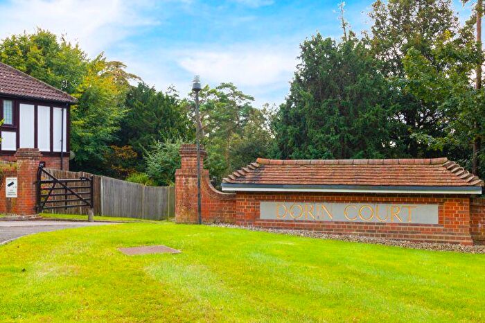 2 Bedroom Apartment For Sale In Landscape Road, Warlingham, CR6