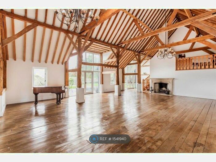 4 Bedroom Detached House To Rent In Hurst Road, Headley, Epsom, KT18