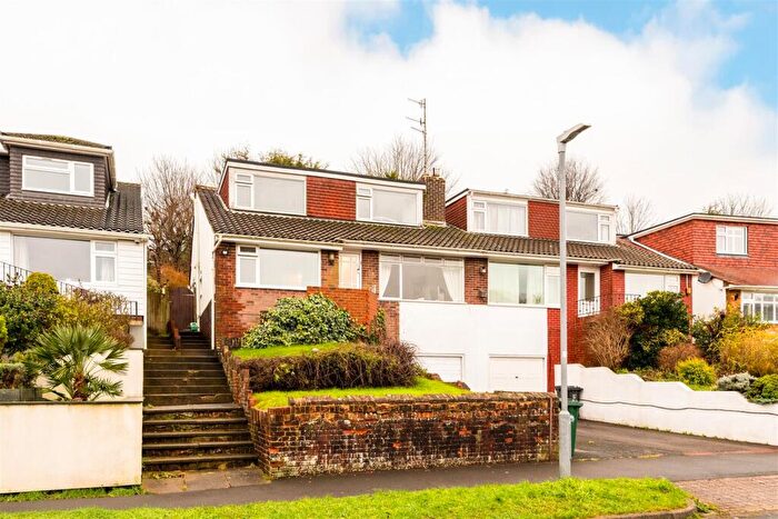 5 Bedroom Semi-Detached Bungalow For Sale In Mill Rise, Brighton, BN1