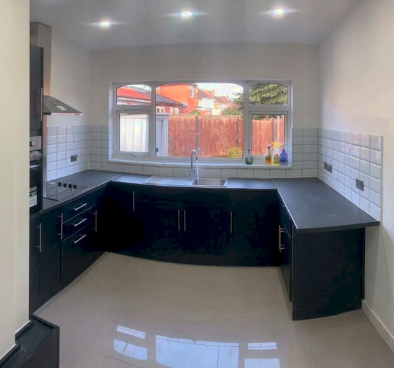 3 Bedroom Semi-Detached House To Rent In Irving Road, B92