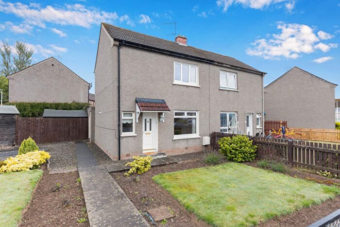 2 Bedroom Semi-Detached House For Sale In Park Avenue, Bilston, EH25