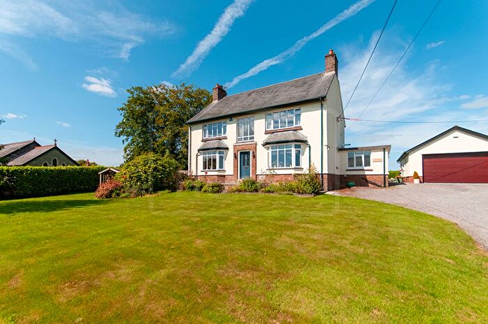 4 Bedroom Property For Sale In The Glebe, Heol Eglwys, Coelbren, Neath, SA10