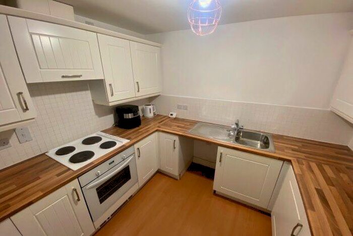 2 Bedroom Flat To Rent In Ashover Road, Newcastle Upon Tyne, NE3