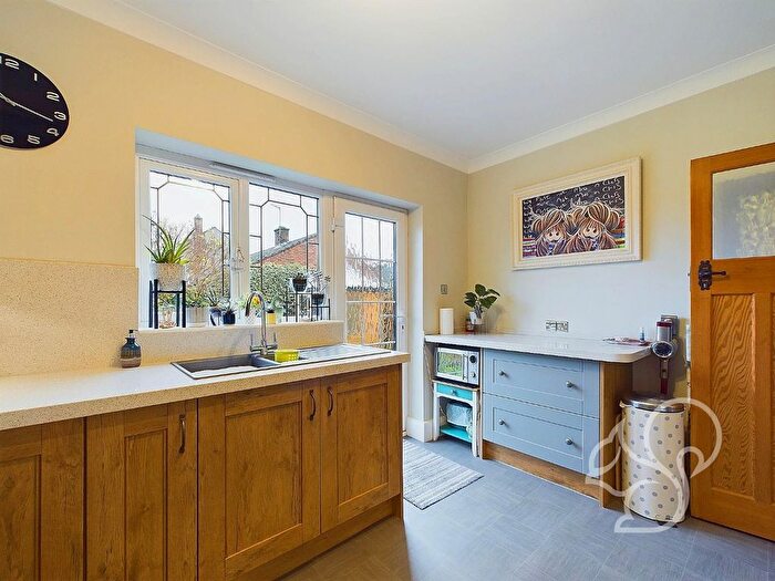 4 Bedroom Detached House For Sale In Straight Road, Colchester, CO3