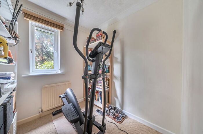 3 Bedroom Flat For Sale In Glen Eyre Road, Southampton, Hampshire, SO16