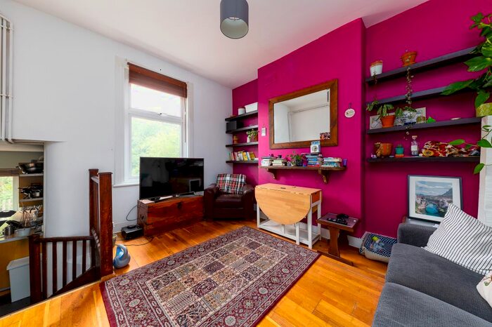 1 Bedroom Flat To Rent In Stapleton Hall Road, London, N4