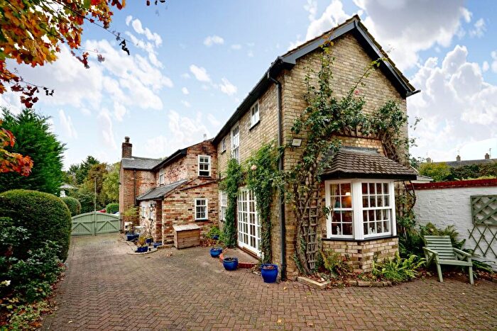 5 Bedroom Detached House For Sale In High Street, Warboys, Huntingdon, PE28