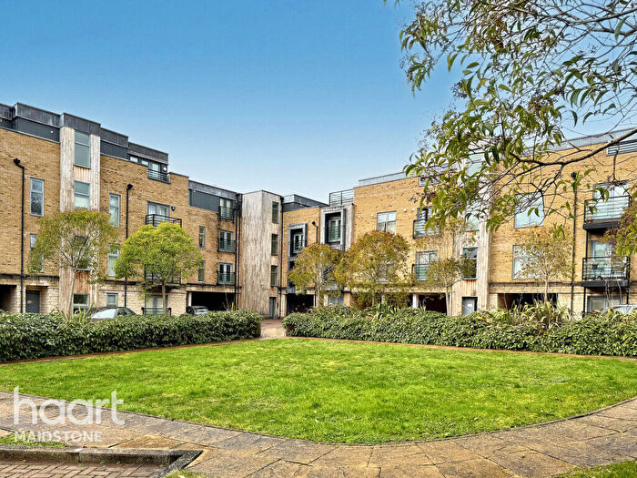 1 Bedroom Apartment For Sale In Church Street, Maidstone, ME14