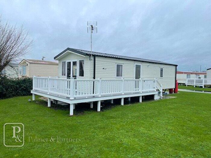2 Bedroom Detached House For Sale In Seawick Holiday Park, Beach Road, St. Osyth, Clacton-on-Sea, Essex, CO16