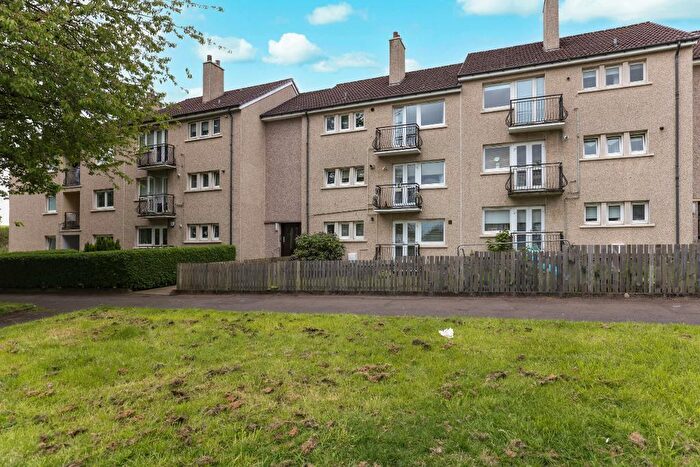 2 Bedroom Flat For Sale In Riddrie Knowes, Riddrie, G33