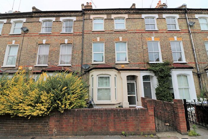 4 Bedroom Terraced House To Rent In Roden Street, London, N7