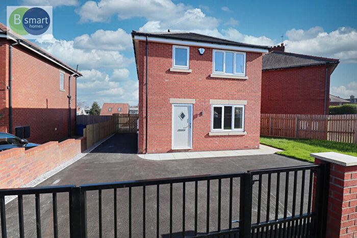 3 Bedroom Detached House For Sale In Copeland Road, Wombwell, S73