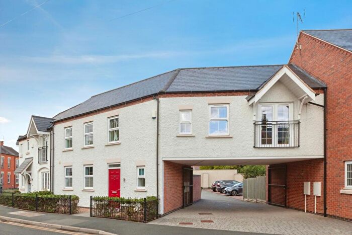 3 Bedroom Terraced House For Sale In Main Street, Countesthorpe, Leicester, Leicestershire, LE8