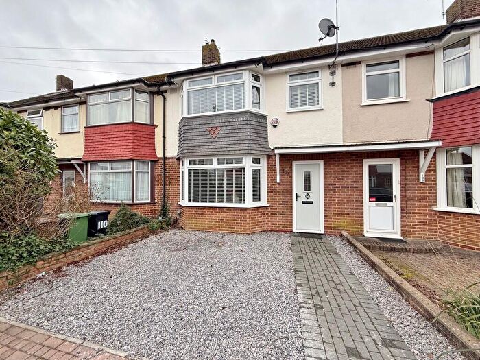 3 Bedroom Terraced House For Sale In Kinross Crescent, Drayton, PO6