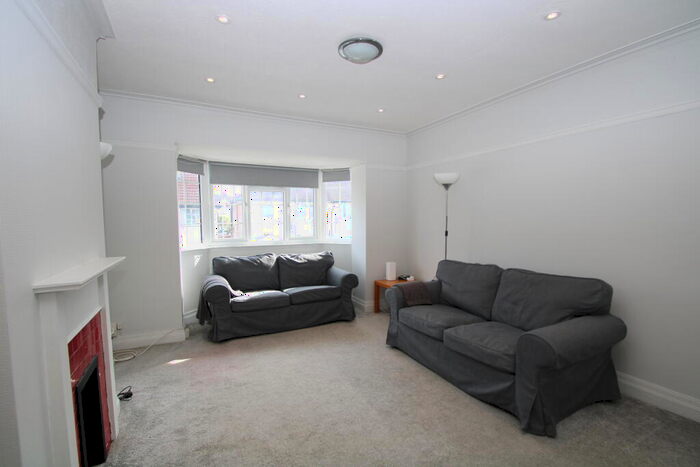 1 Bedroom Flat To Rent In Bisenden Road, Croydon, CR0