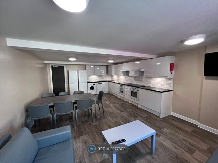 7 Bedroom Flat To Rent In Stokes Croft, Bristol, BS1