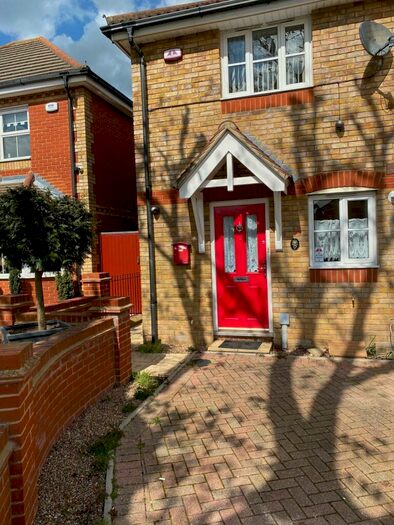 2 Bedroom Terraced House To Rent In Campion Close, Romford, RM7