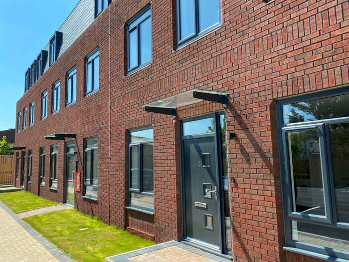 2 Bedroom Apartment To Rent In Westminster House, Fleet, GU51