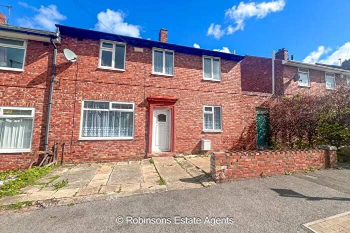 3 Bedroom End Of Terrace House For Sale In Bradford Crescent, Gilesgate, Durham, DH1