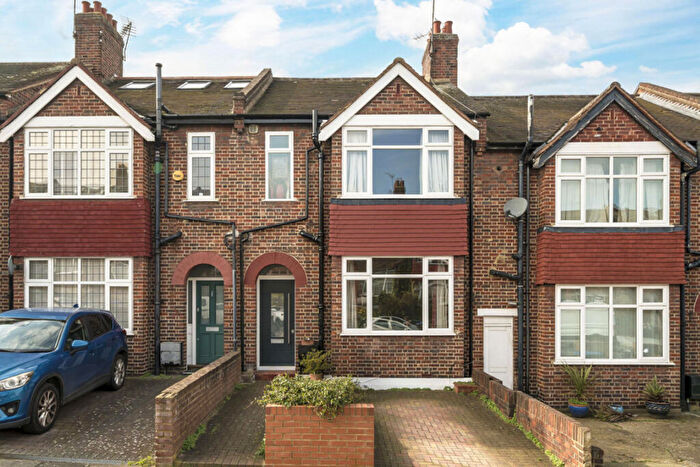 3 Bedroom Terraced House For Sale In Mayhill Road, Charlton, SE7