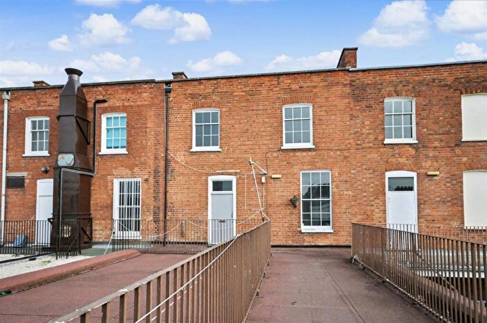 3 Bedroom Flat To Rent In The Parade, Leamington Spa, CV32