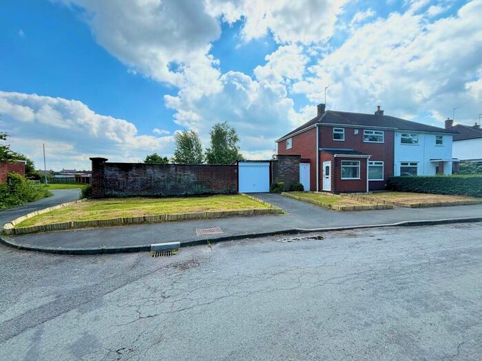 3 Bedroom Semi-Detached House To Rent In Sutton Way, Ellesemere Port, CH65