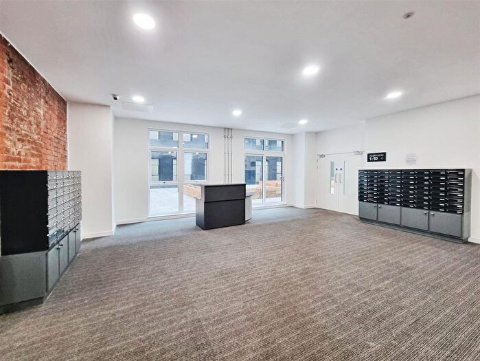 1 Bedroom Flat To Rent In Vernon Street, Bolton, BL1
