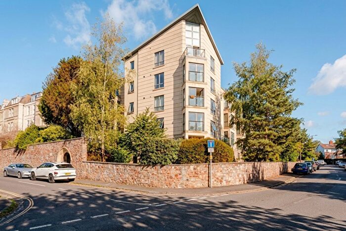 2 Bedroom Flat For Sale In Ashley Apartments, Ashley Hill, St Andrews, BS7