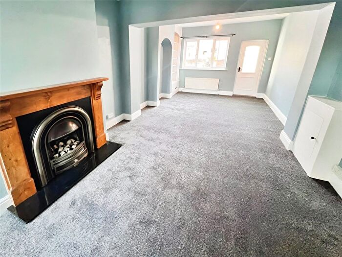3 Bedroom Terraced House For Sale In Hill Street, Burton-On-Trent, Staffordshire, DE15