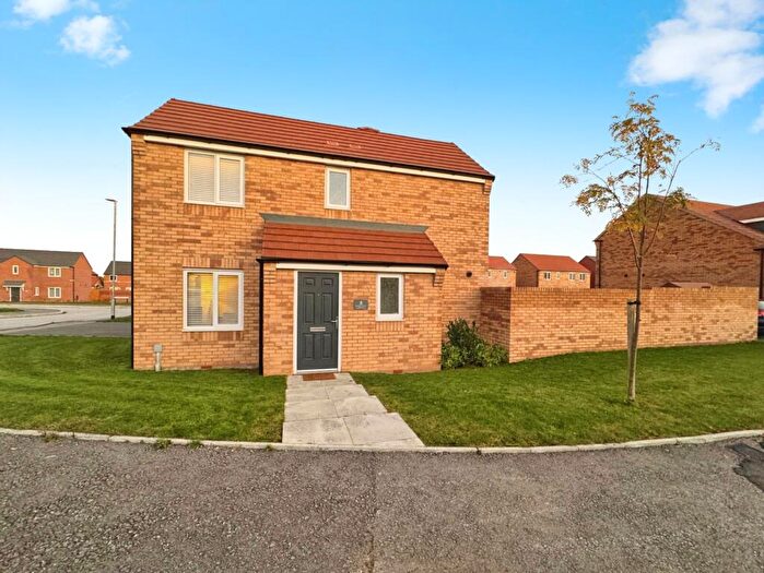 2 Bedroom Semi Detached House For Sale In Osprey View, Langold, Worksop, Nottinghamshire, S81