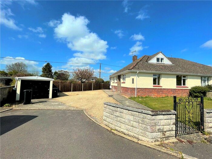 3 Bedroom Bungalow To Rent In White Lane Close, Sturminster Newton, DT10