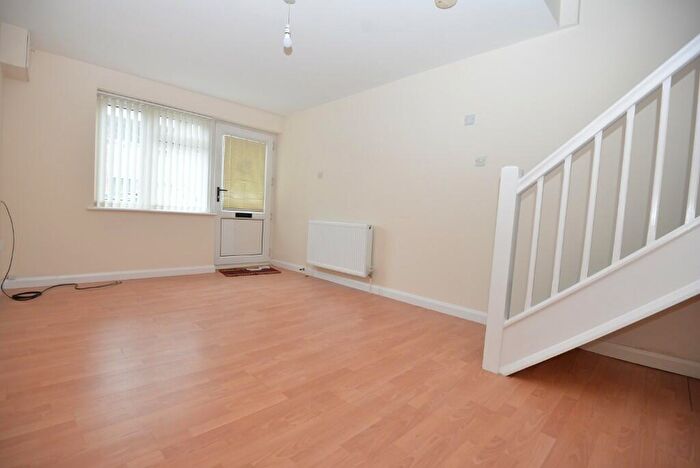 1 Bedroom End Of Terrace House To Rent In Mirfield Road, Witney, Oxfordshire, OX28