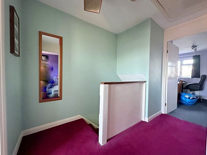 3 Bedroom Terraced House For Sale In Skylark Walk, Chelmsford, CM2