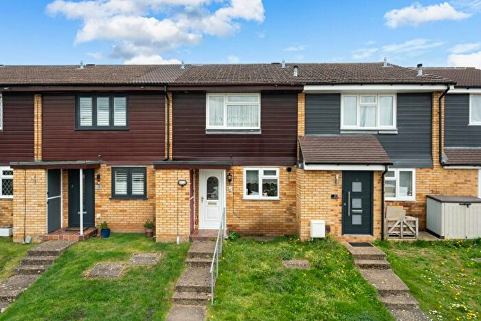 3 Bedroom Terraced House For Sale In Charlesworth Close, Hemel Hempstead, Hertfordshire, HP3
