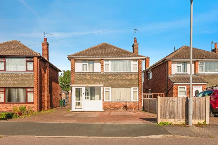 3 Bedroom Detached House For Sale In Church Close, Bingham, Nottingham, Nottinghamshire, NG13