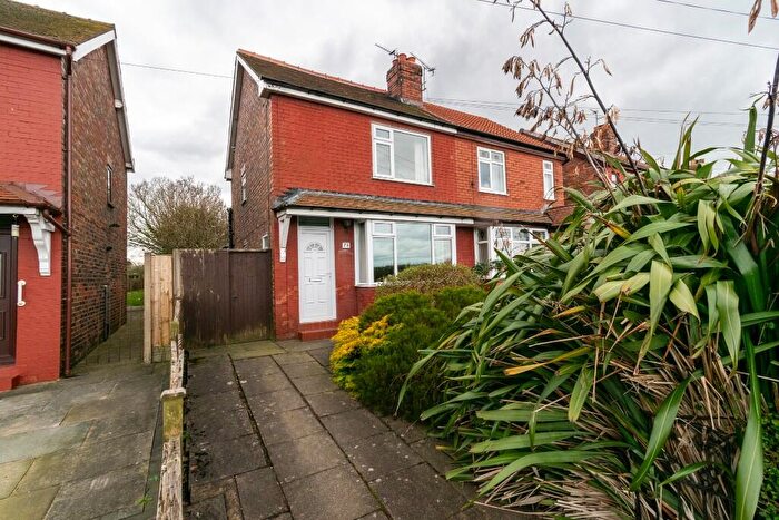 3 Bedroom Semi-Detached House For Sale In Crosshall Brow, L40