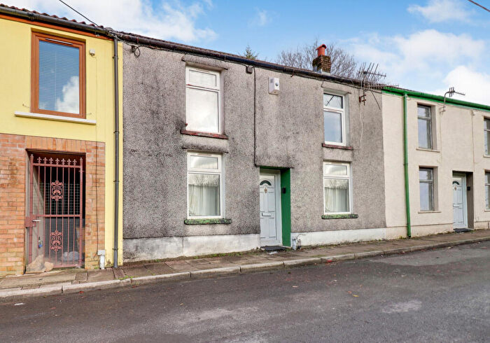 3 Bedroom Terraced House For Sale In , Long Row, Ferndale, CF43