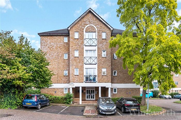 1 Bedroom Apartment To Rent In Highbridge Court, Farrow Lane, London, SE14