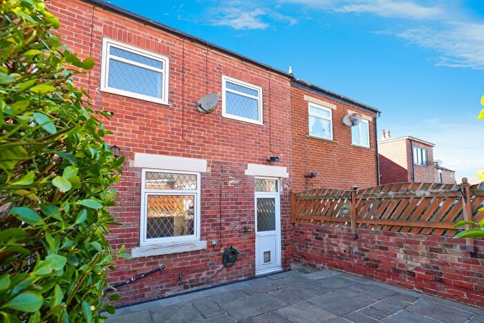 3 Bedroom Terraced House For Sale In Cross Road, Middlestown, Wakefield, WF4